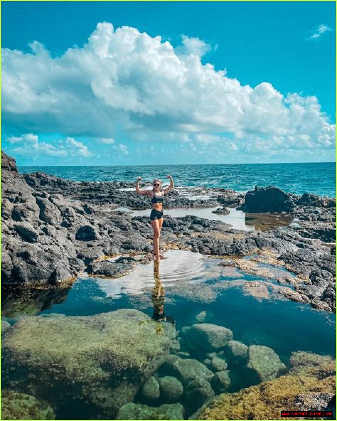 Miley Cyrus’ Best Bikini Moments Prove She ~Can’t Be Tamed~: See Photos!