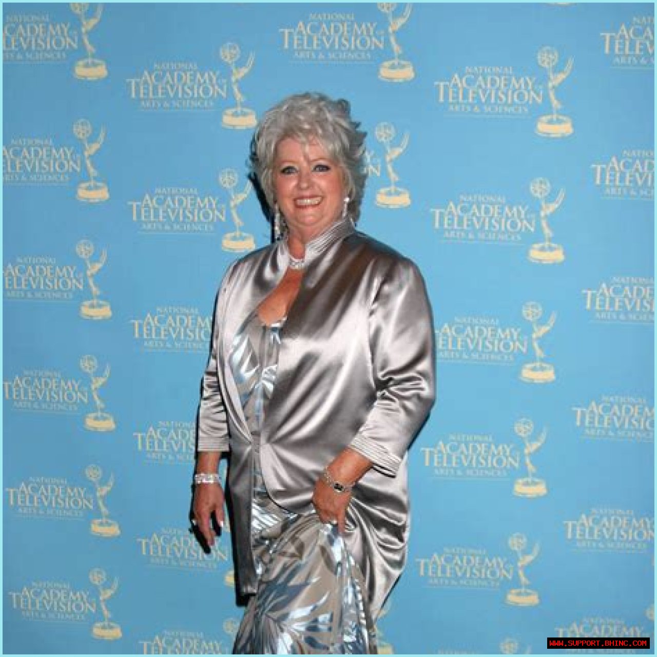 Paula Deen Biography, Age, Restaurants, Husband, Net Worth